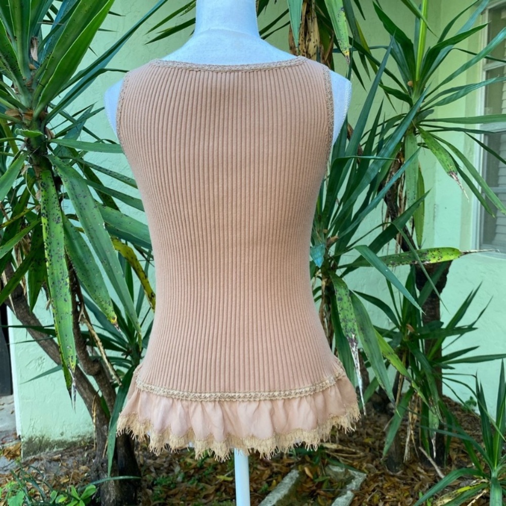Kenar Boho Camel ribbed lace Tank - Picture 6 of 6